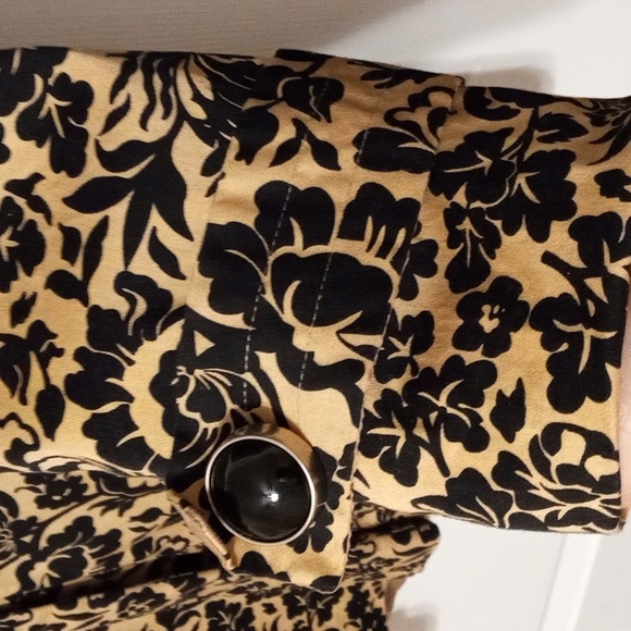 Xlarge R Q T jacket - Picture 4 of 9